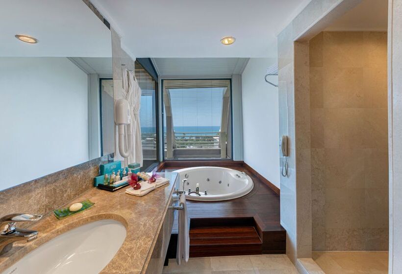 Susesi Luxury Resort