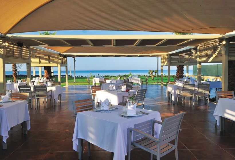 Susesi Luxury Resort