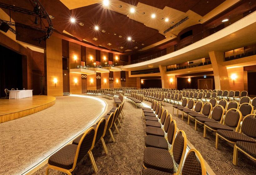 Susesi Luxury Resort