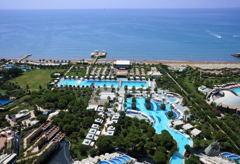 Susesi Luxury Resort