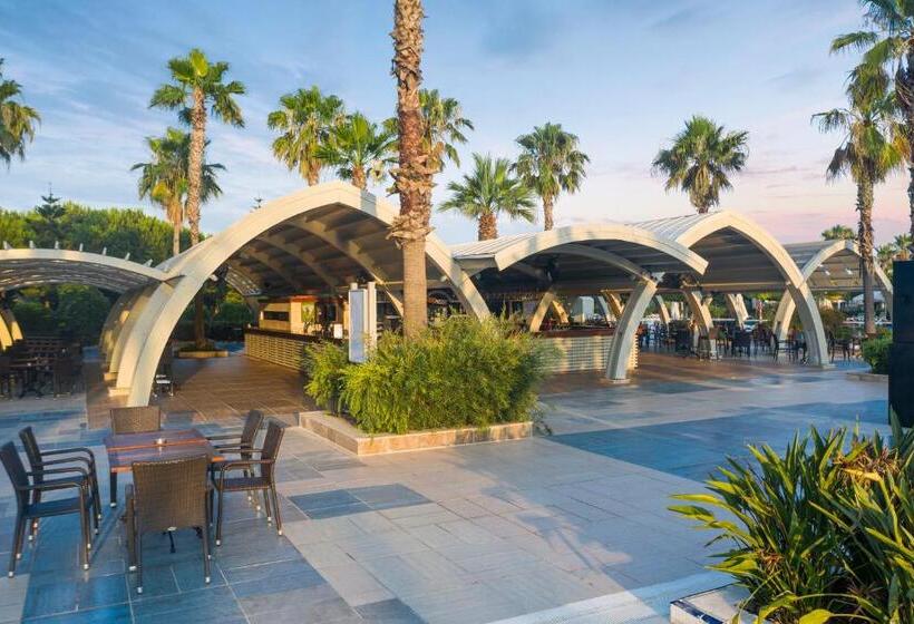 Susesi Luxury Resort