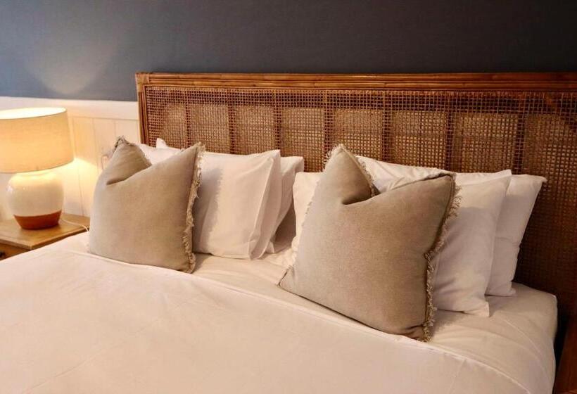 The Quarters, Ascend Hotel Collection