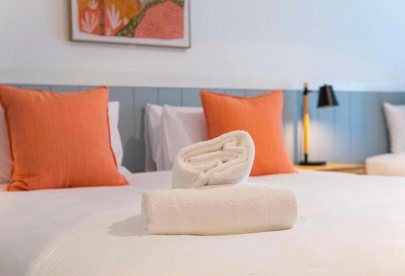 The Quarters, Ascend Hotel Collection