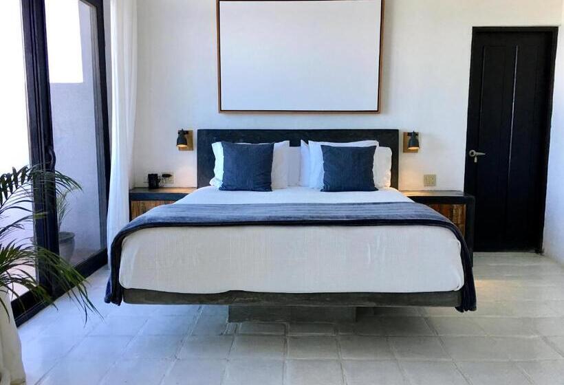 Villas La Mar   Adults 15 Plus