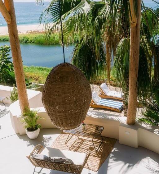 Villas La Mar   Adults 15 Plus