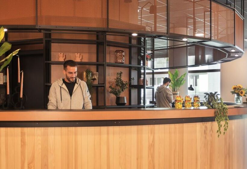 בית מלון כפרי Holiday Inn   The Niu Tab Dusseldorf Main Station, An Ihg