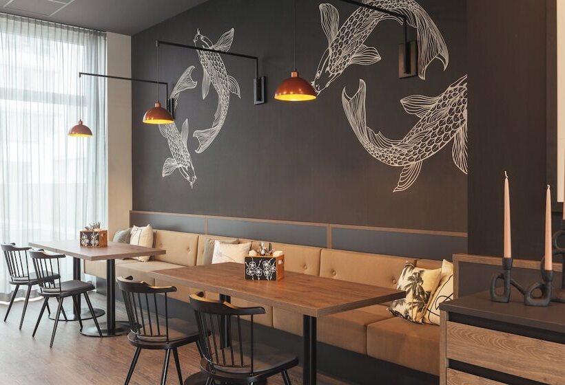 ホテル Holiday Inn   The Niu Tab Dusseldorf Main Station, An Ihg