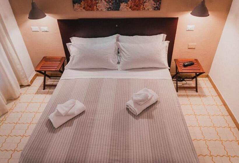 Amadei Hotel Promenade