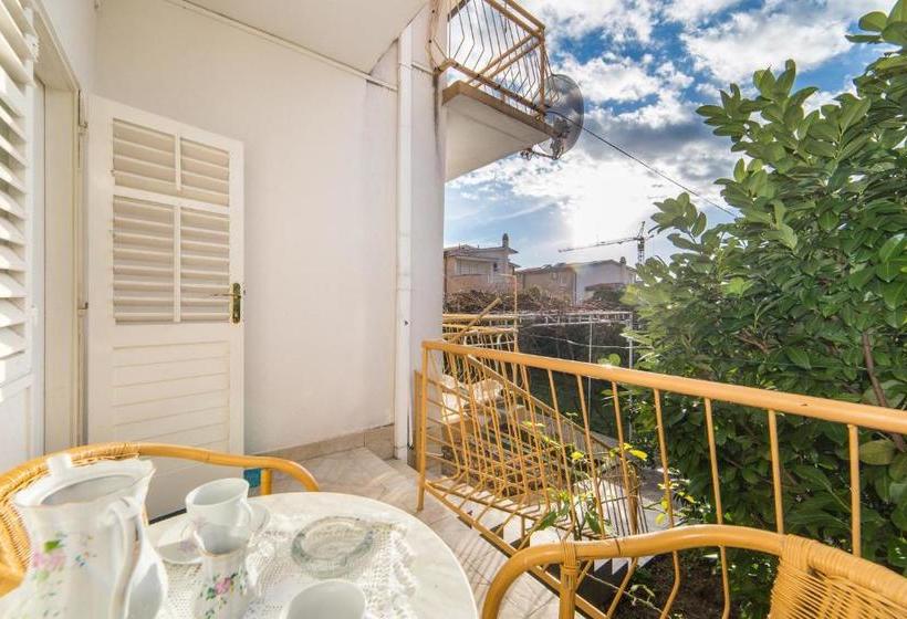 Apartamentos Baska Voda