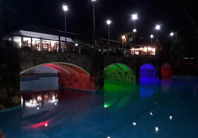 Отель El Leñador By Dot Cabana