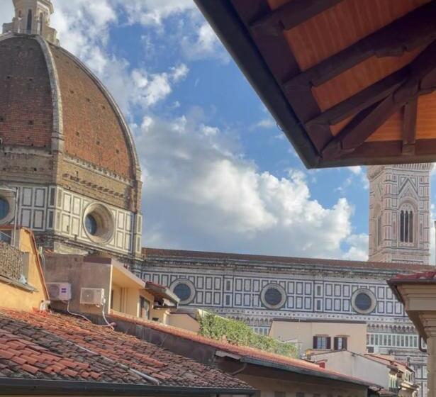 تختخواب و صبحانه Residenza Dei Pucci