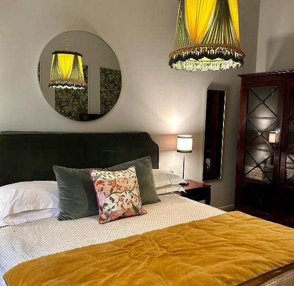 تختخواب و صبحانه Residenza Dei Pucci