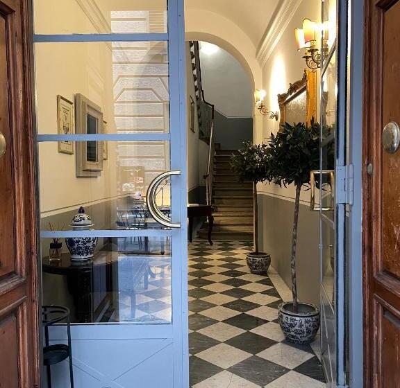 تختخواب و صبحانه Residenza Dei Pucci