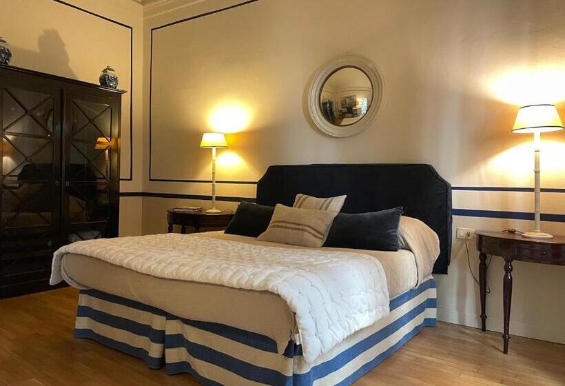 تختخواب و صبحانه Residenza Dei Pucci