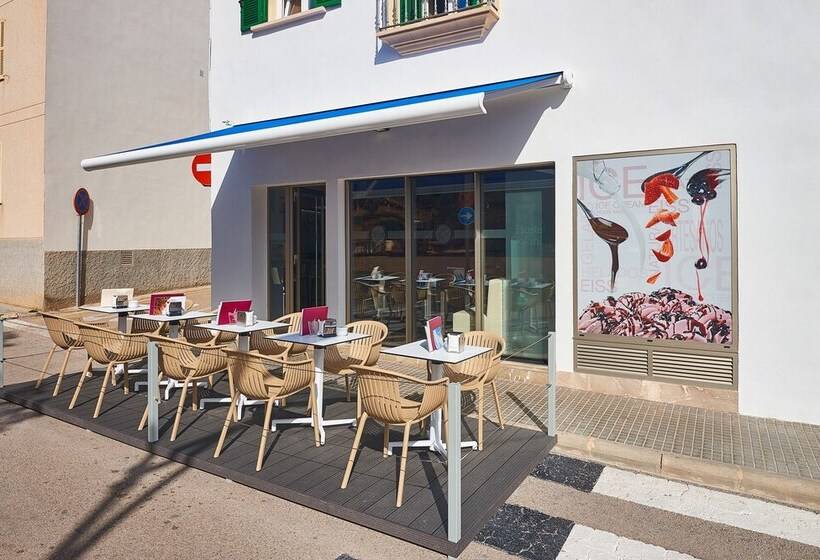 Хостел Colonial