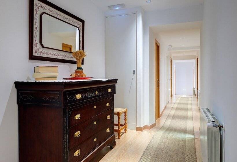 Хостел Colonial