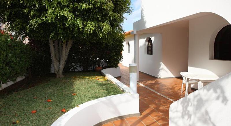 Canico Bay Apartments