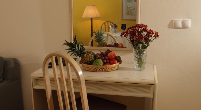 Canico Bay Apartments