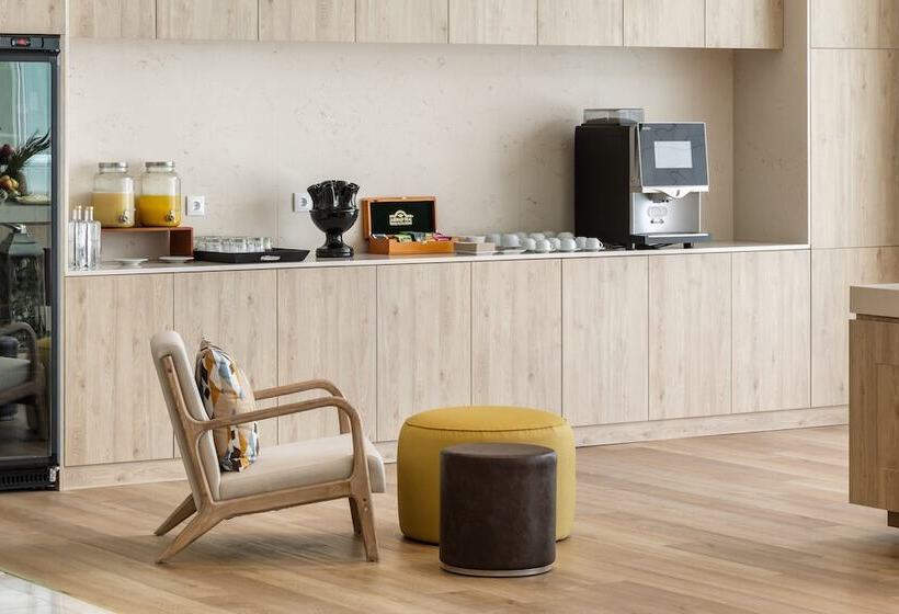 Crowne Plaza Caparica Lisbon