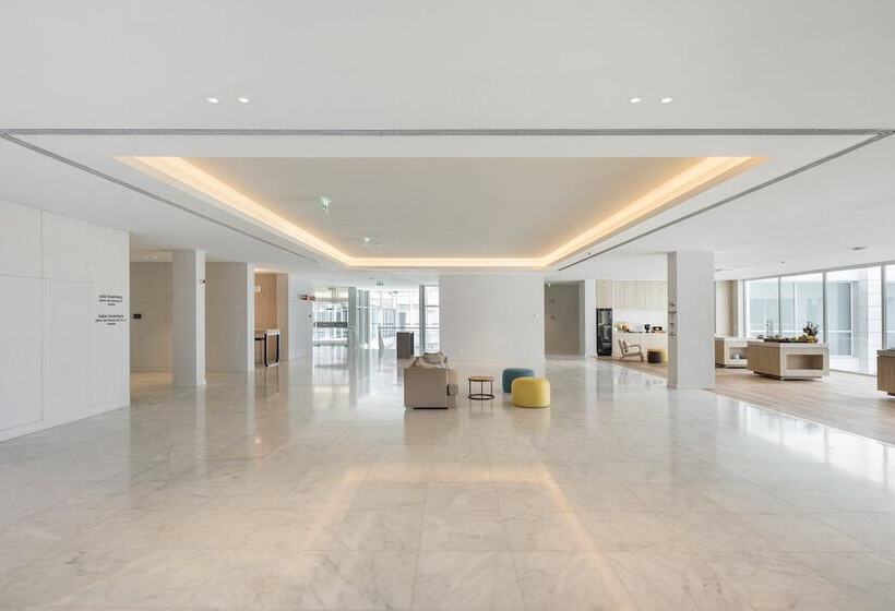 Crowne Plaza Caparica Lisbon