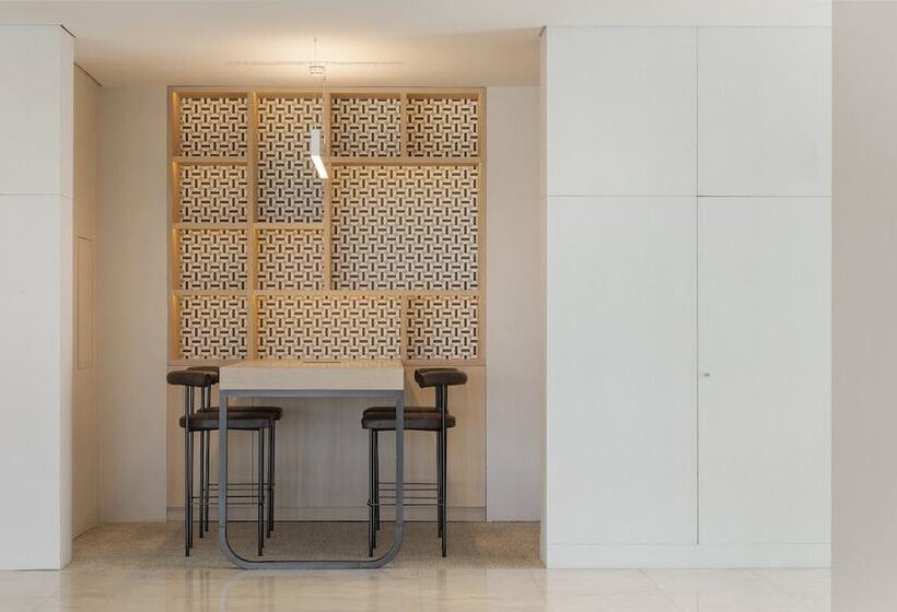 Crowne Plaza Caparica Lisbon