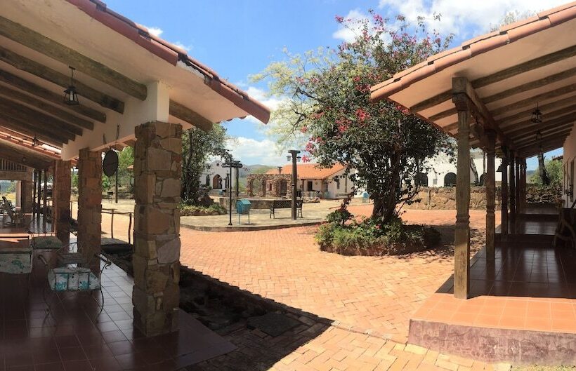 El Pueblito Hotel Boutique