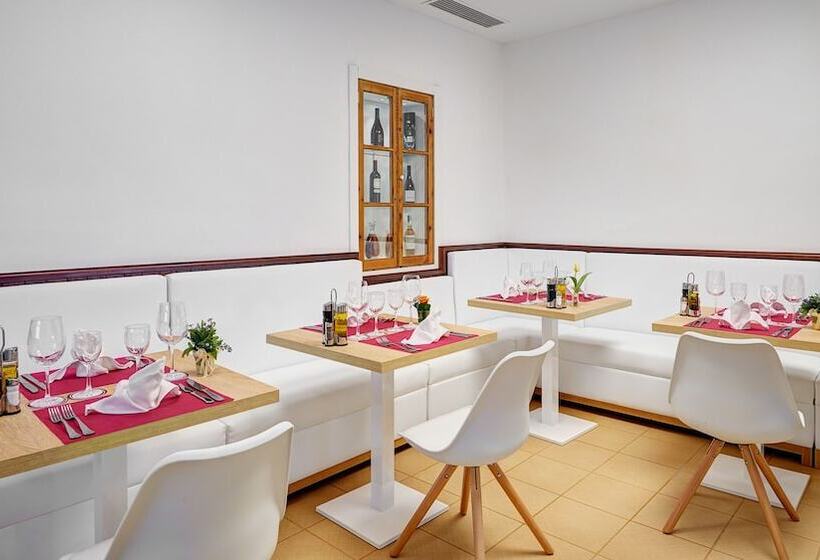 Хостел Colonial