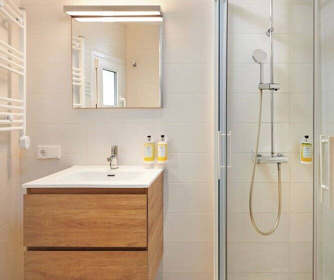 Хостел Colonial