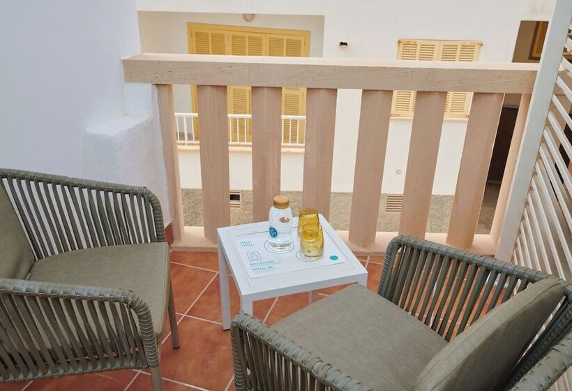 Хостел Colonial