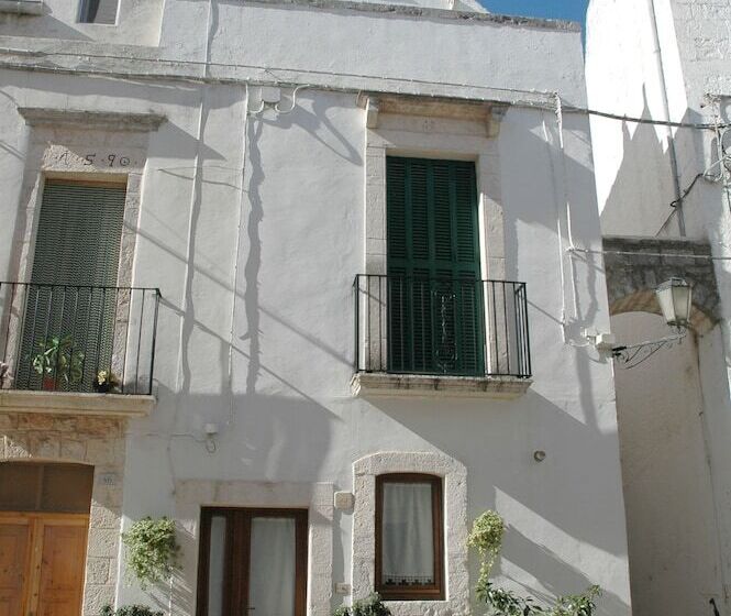 ホテル Albergo Diffuso Sotto Le Cummerse