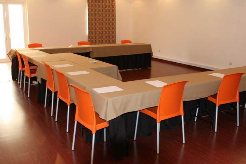 هتل Aldeamento Da Mulemba Resort