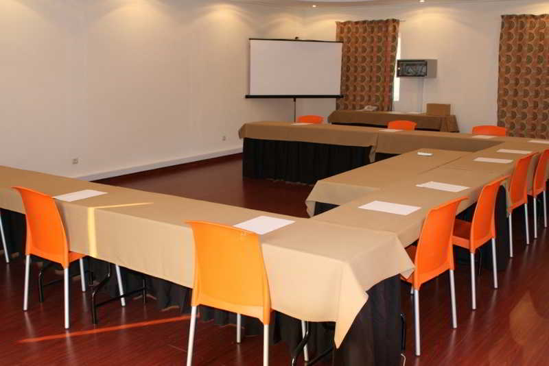 هتل Aldeamento Da Mulemba Resort