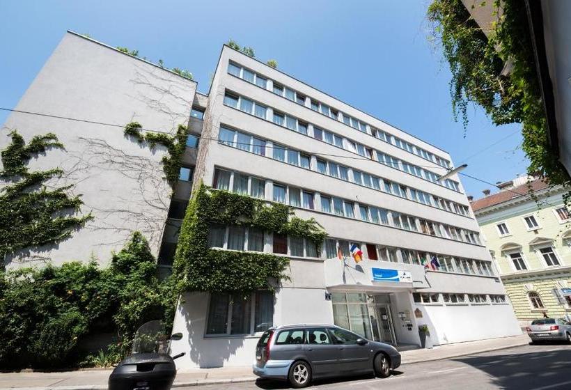 هتل Allyouneed  Vienna 4