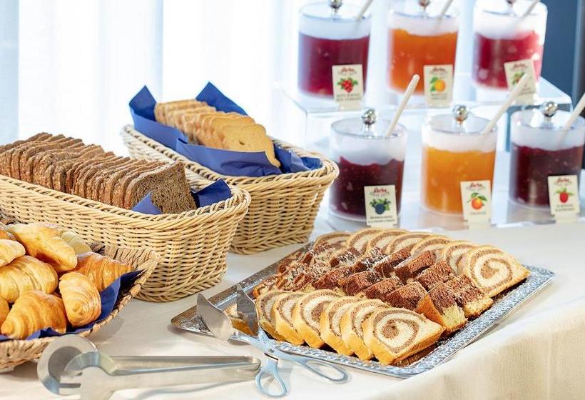 هتل Allyouneed Vienna 4