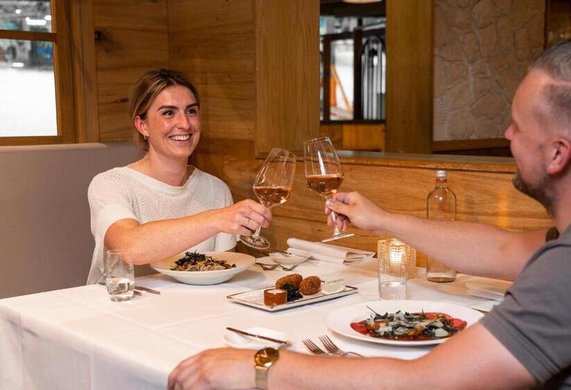 Alpine Hotel Snowworld