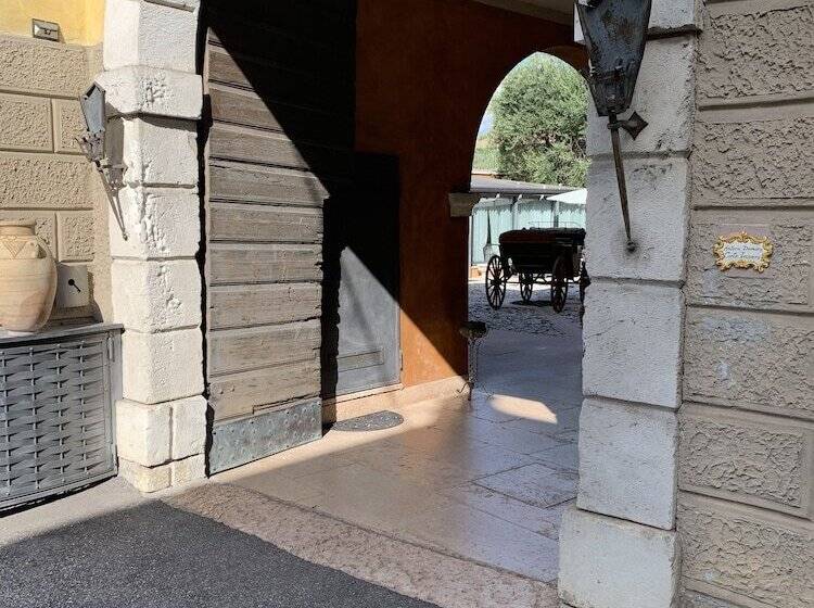 ホテル Antica Dimora Corte Impero