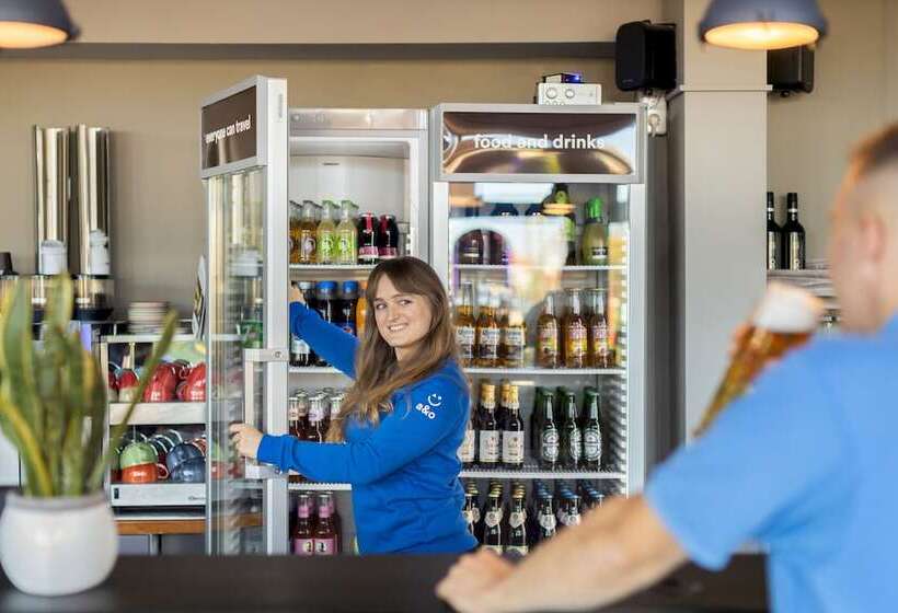 호텔 a&o Dresden Hauptbahnhof