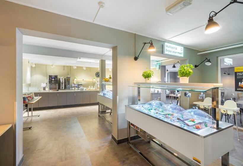 호텔 a&o Dresden Hauptbahnhof