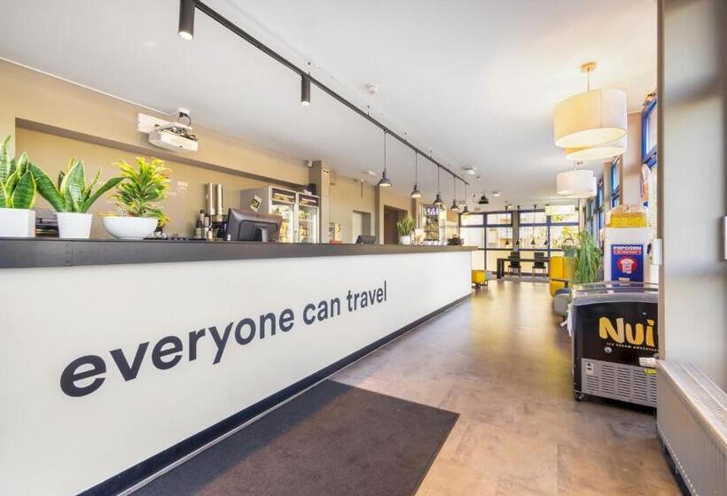 호텔 a&o Dresden Hauptbahnhof