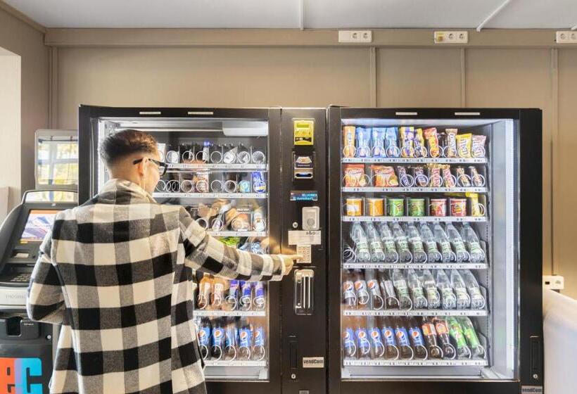 호텔 a&o Dresden Hauptbahnhof