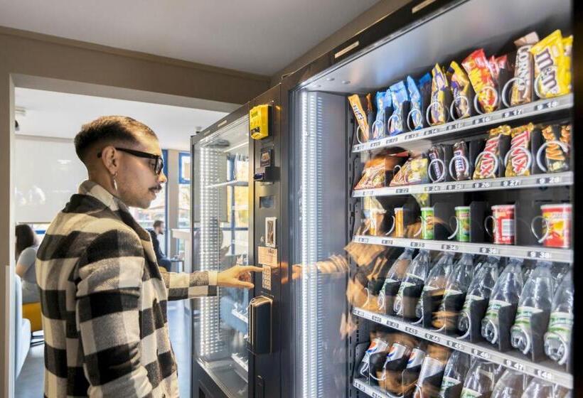 호텔 a&o Dresden Hauptbahnhof