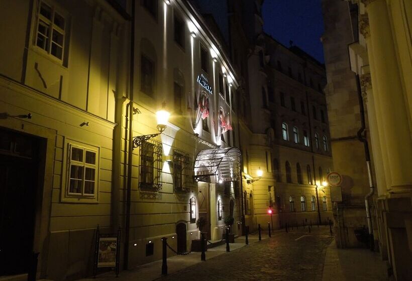 هتل Arcadia Boutique