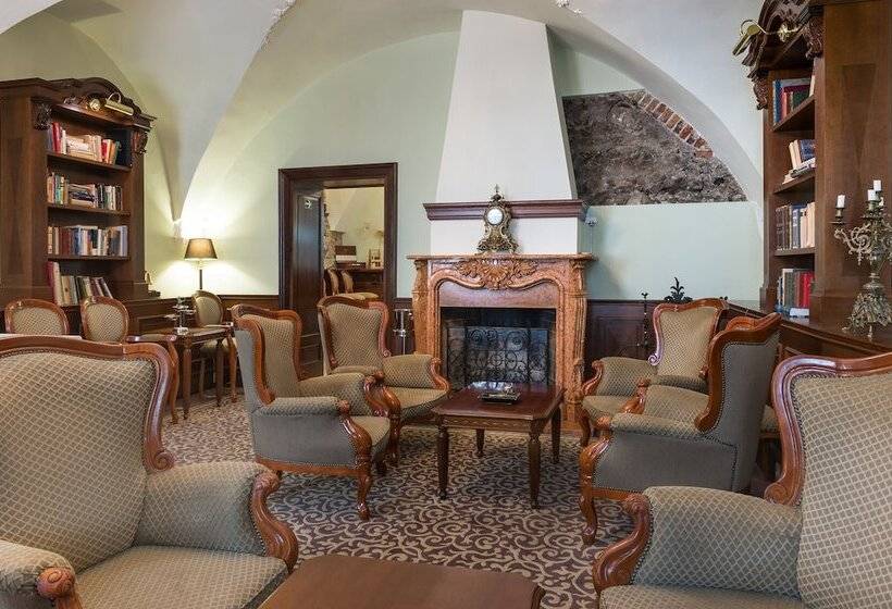 هتل Arcadia Boutique