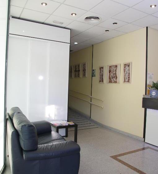 호텔 Barajas Plaza