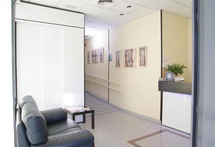 호텔 Barajas Plaza