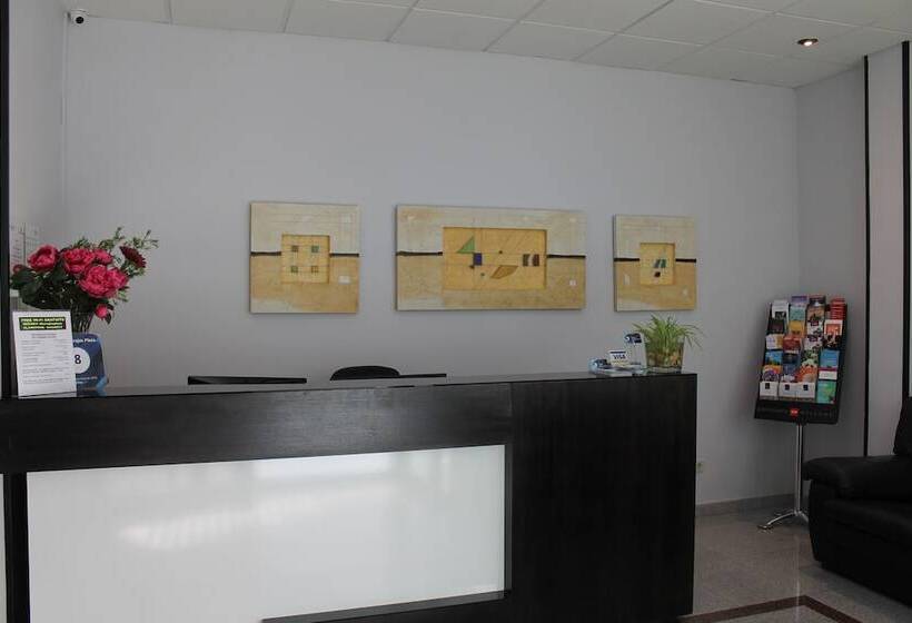 호텔 Barajas Plaza