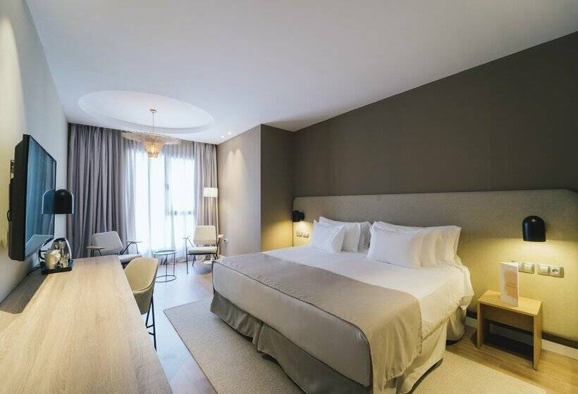 호텔 Barcelo  Oviedo Cervantes