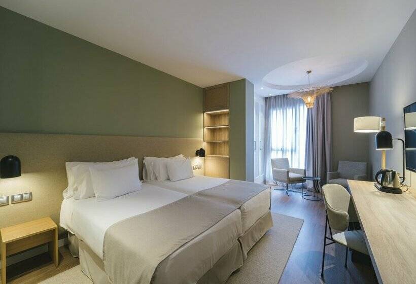 호텔 Barcelo  Oviedo Cervantes