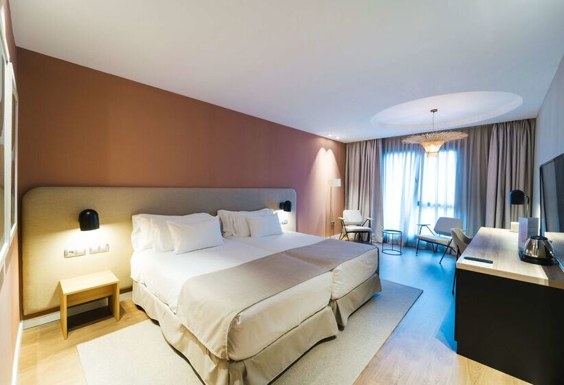 호텔 Barcelo  Oviedo Cervantes