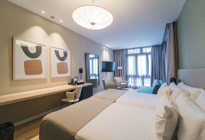 호텔 Barcelo  Oviedo Cervantes